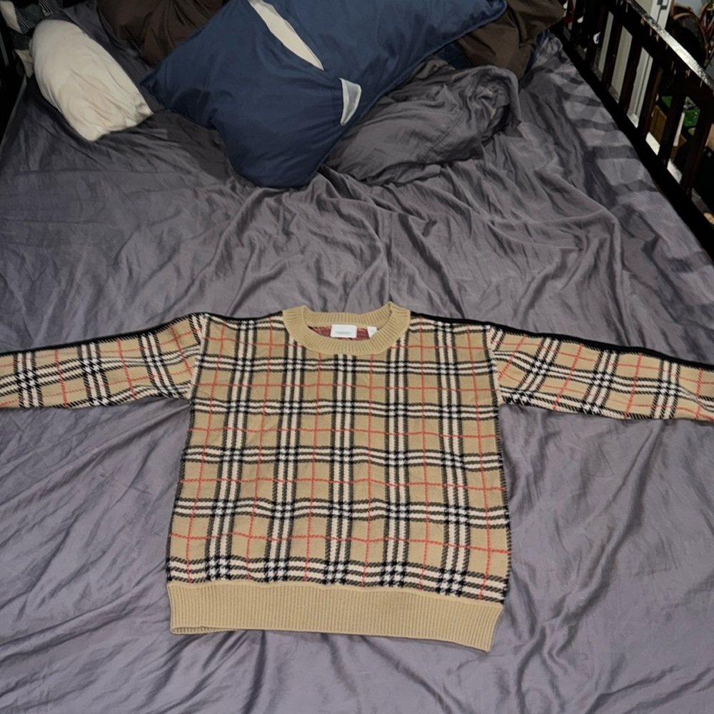 Burberry sweater only wore one time very cozy.